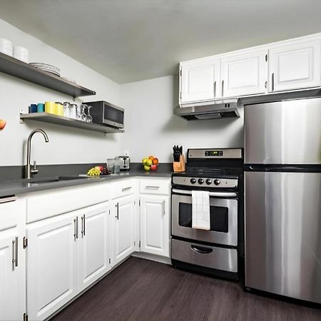 Отель The Oxford Seattle-Downtown Экстерьер фото
