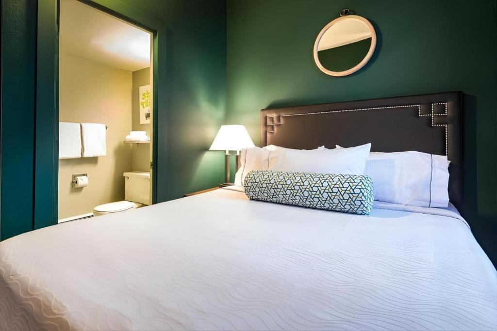 Отель The Oxford Seattle-Downtown Экстерьер фото